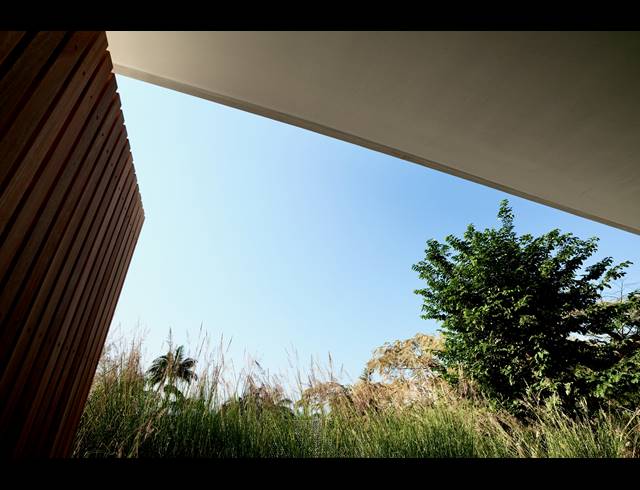 3 BEDROOM APARTMENT TO LET IN SALT ROCK